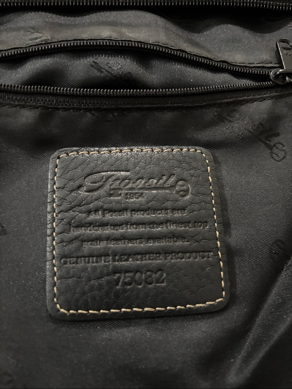 Fossil black leather with cream stitching, double braided handles, - Picture 12 of 14